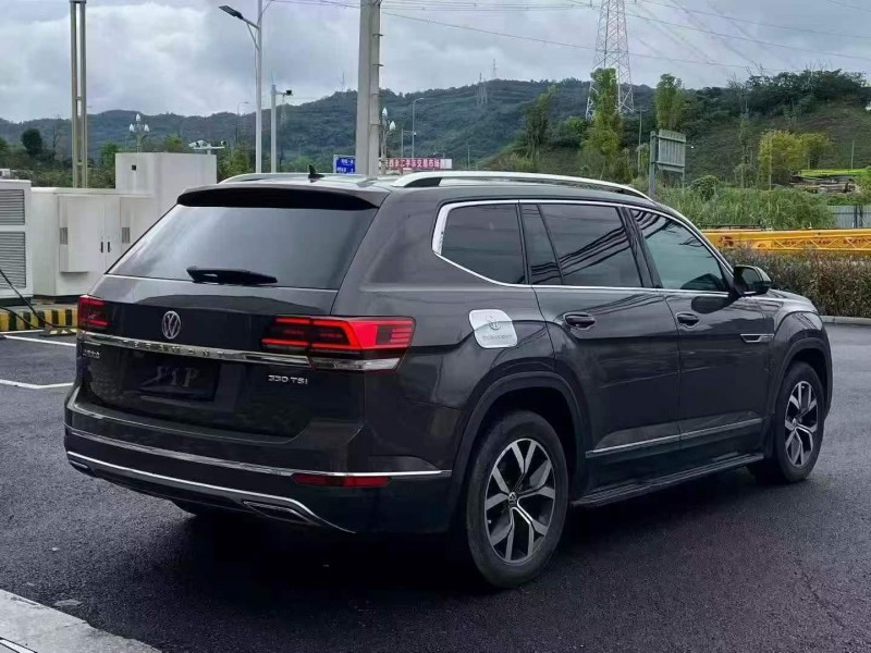 重庆19年大众途昂7