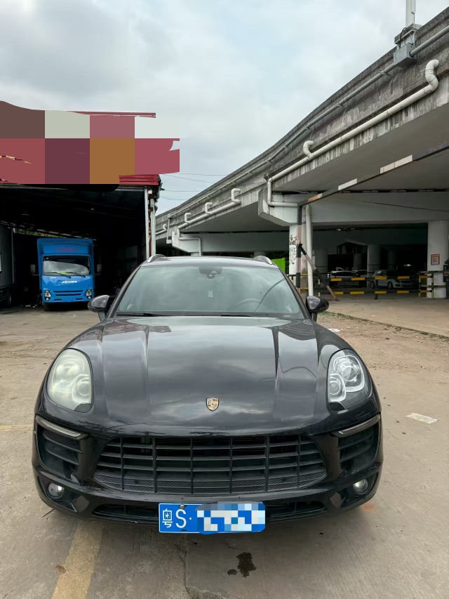 佛山17年保时捷Macan1