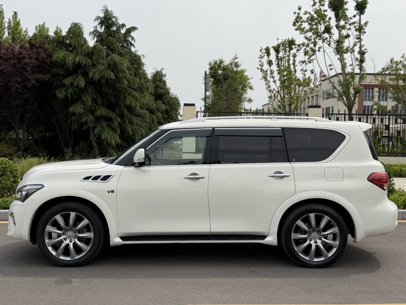 济宁13年英菲尼迪QX563