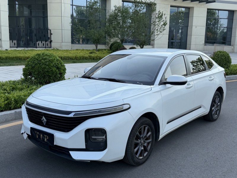 济宁21年宝骏RC52