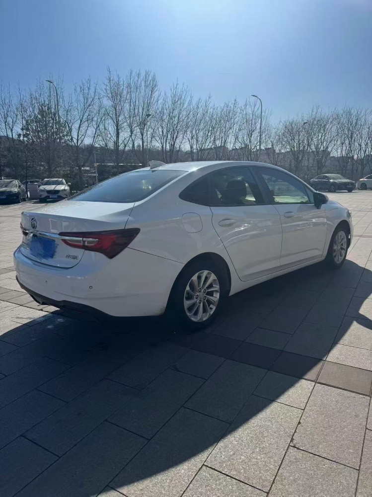 承德20年别克威朗6