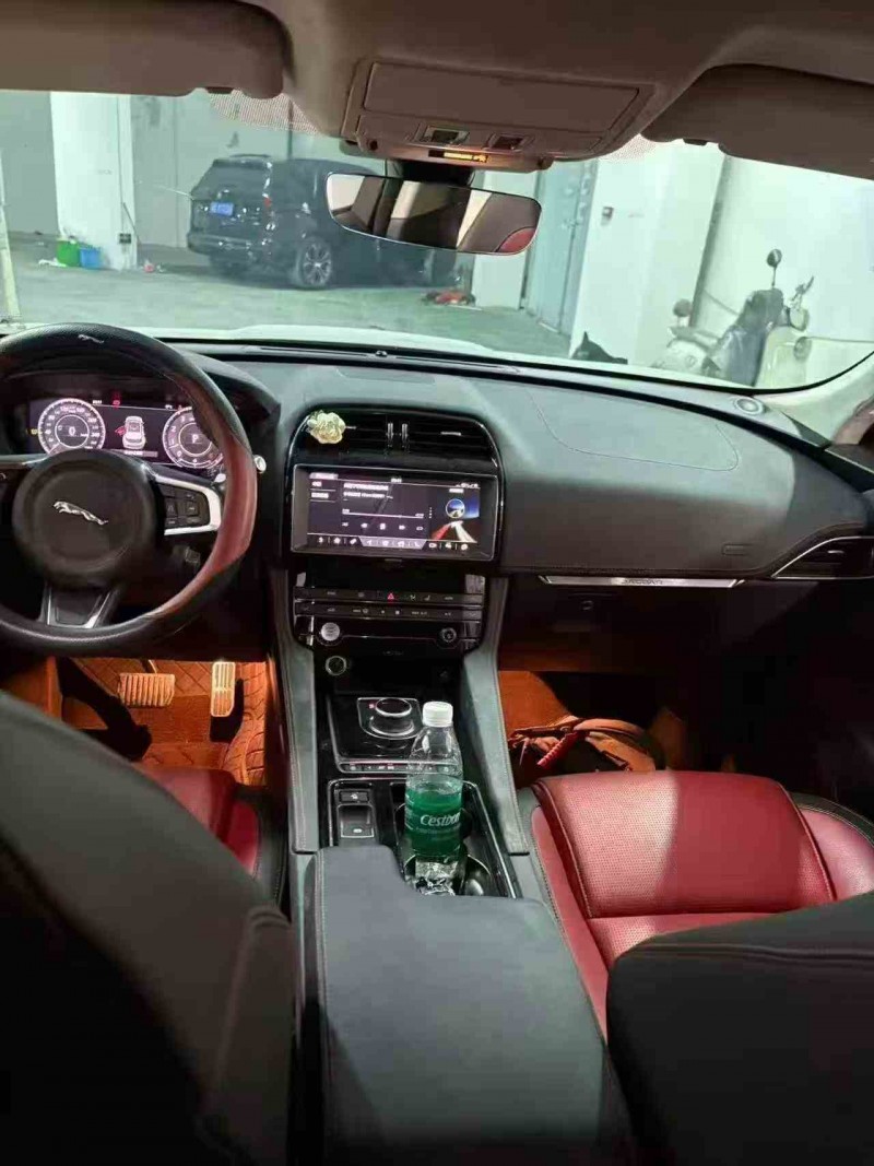 黔西南21年捷豹F-PACE5
