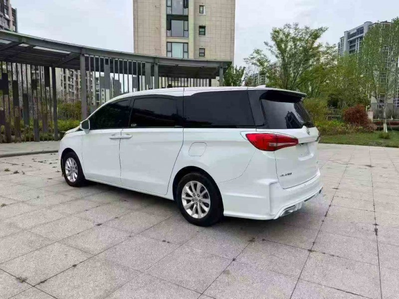 南通20年别克GL88