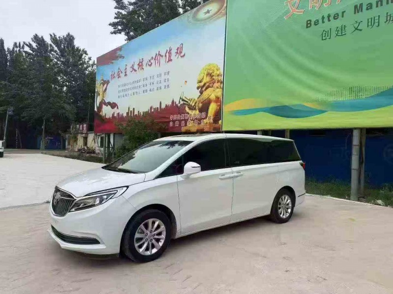 许昌19年别克GL82