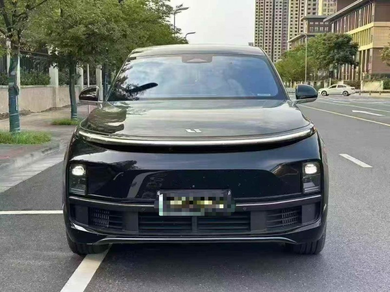 郑州23年理想L81