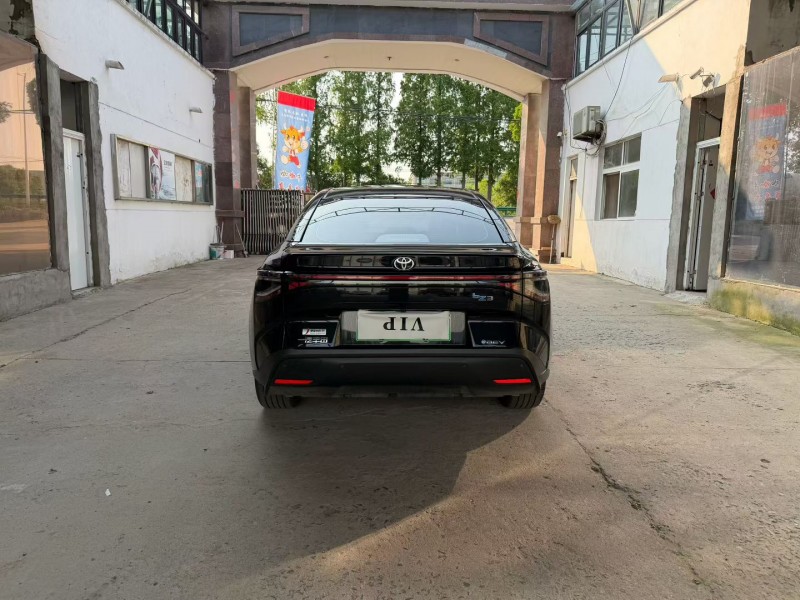 徐州24年丰田BZ3Pro9