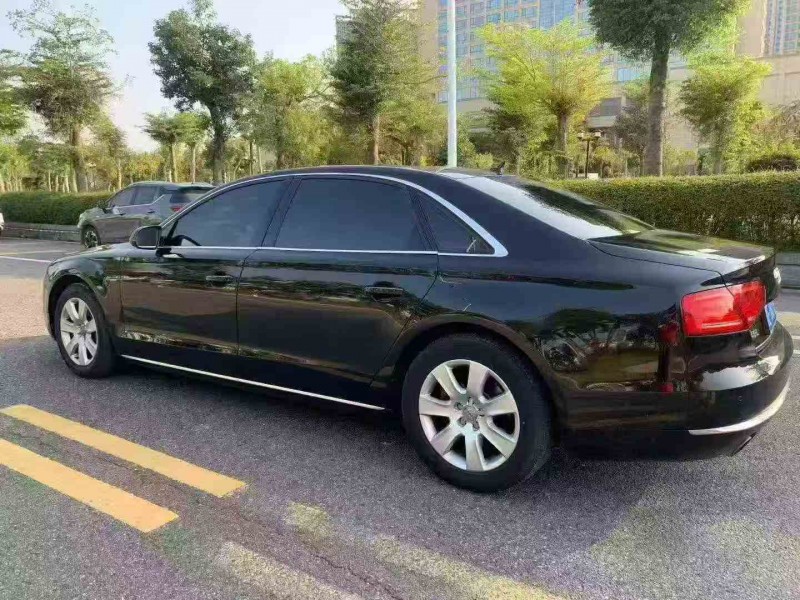 珠海14年奥迪A8L7