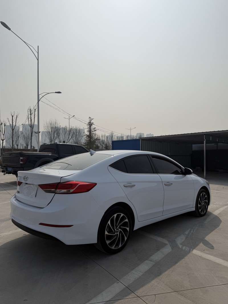 新乡20年现代领动8
