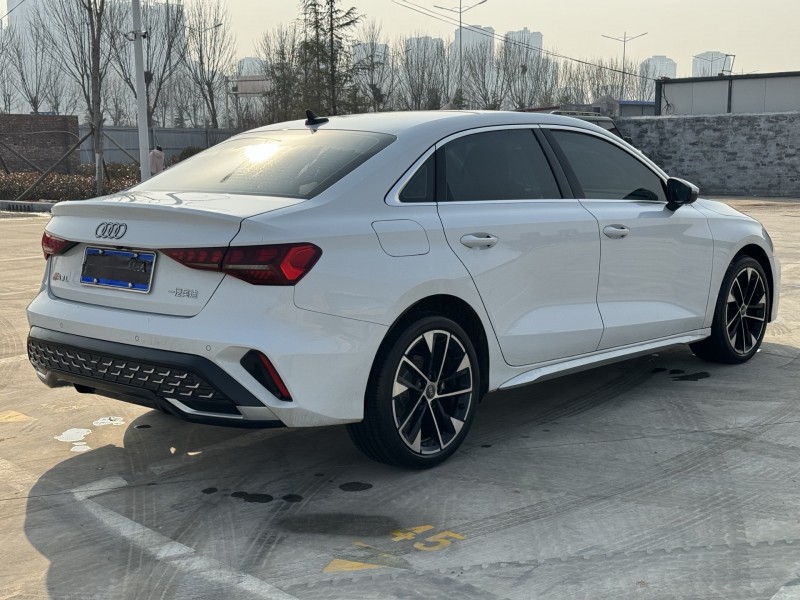新乡25年奥迪A37