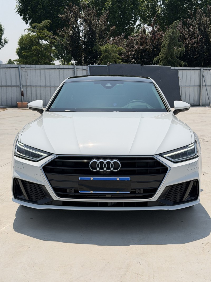 新乡24年奥迪A7L1