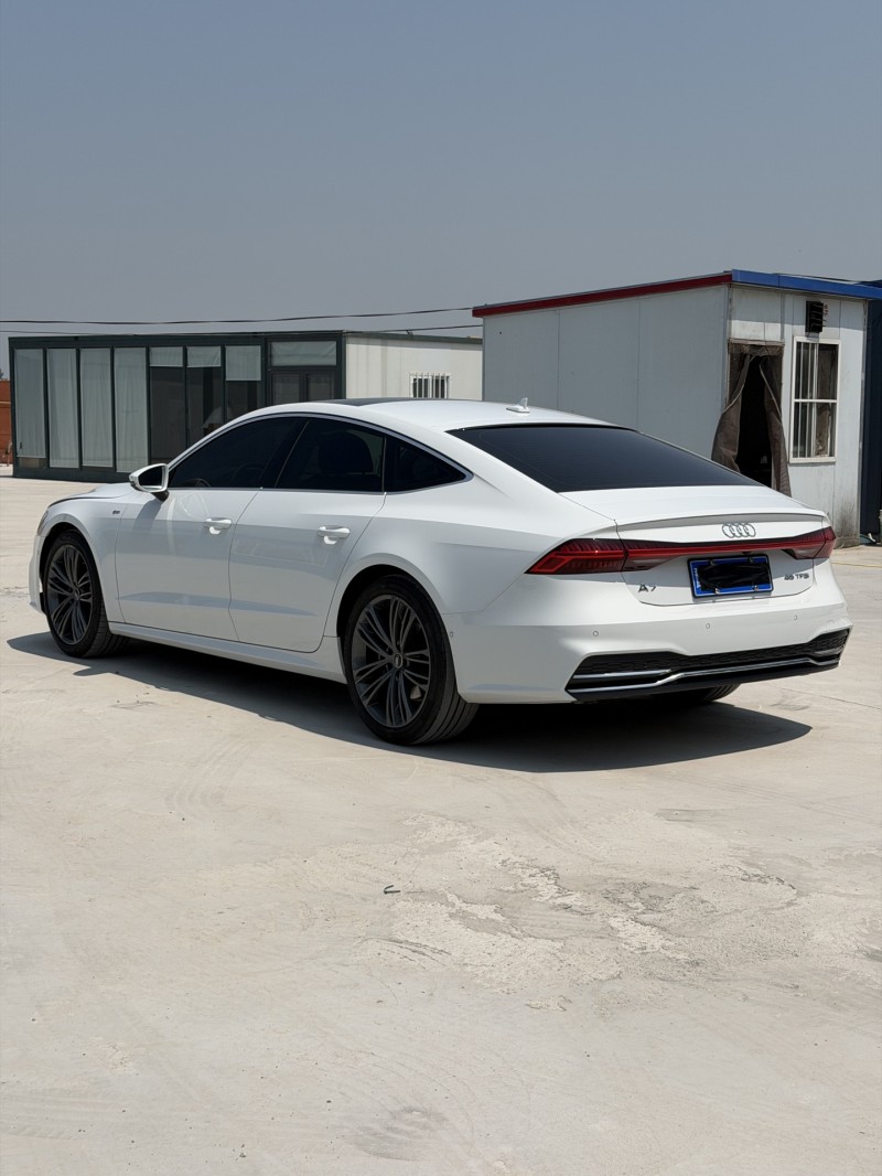 新乡24年奥迪A7L9