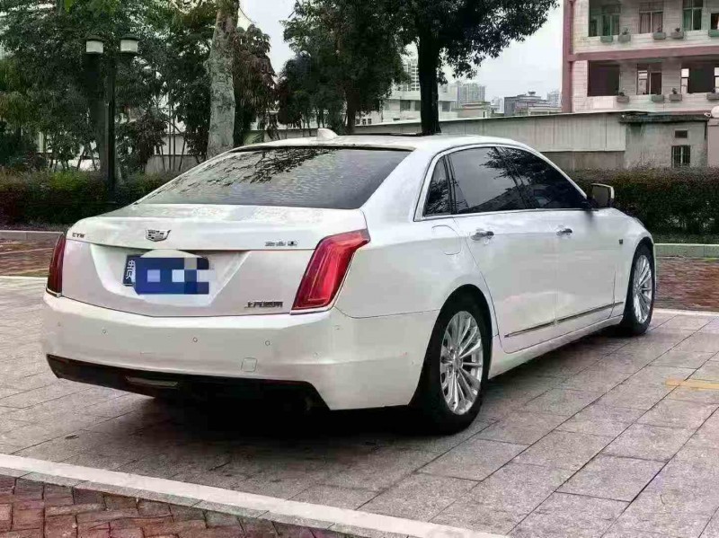 湛江17年凯迪拉克CT67