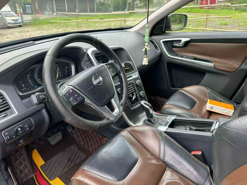 岳阳14年沃尔沃XC606