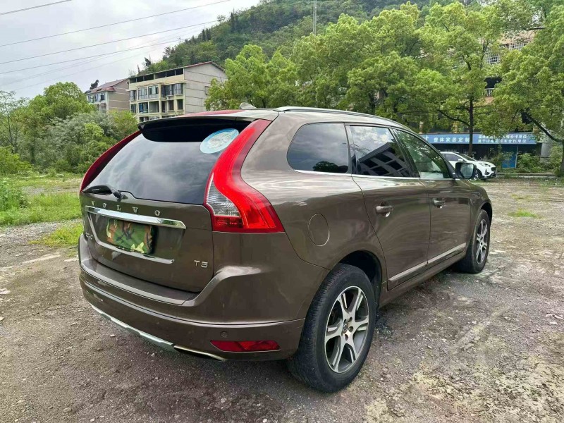 岳阳14年沃尔沃XC608