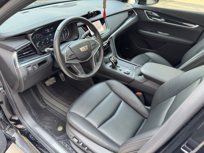 济宁23年凯迪拉克XT56
