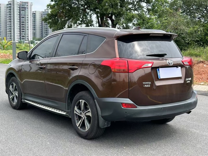 江门15年丰田RAV4荣放7