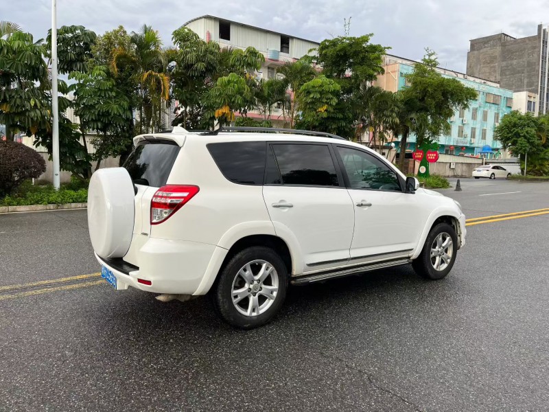 茂名12年丰田RAV48