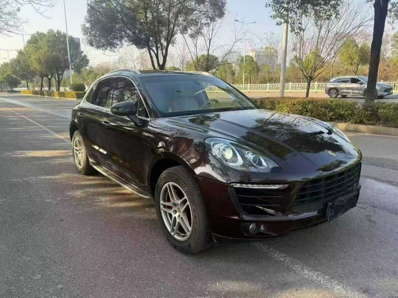 娄底16年保时捷Macan3