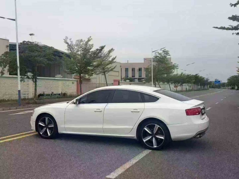 深圳13年奥迪A56