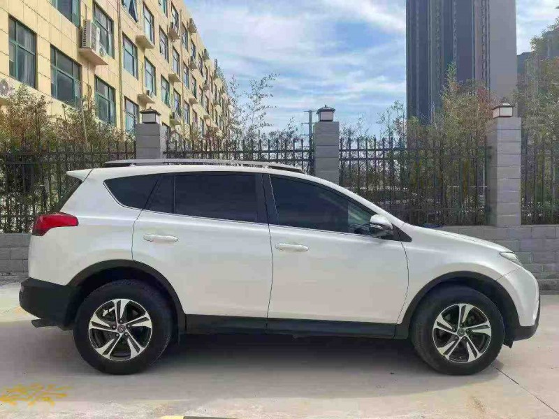 平顶山16年丰田RAV4荣放2