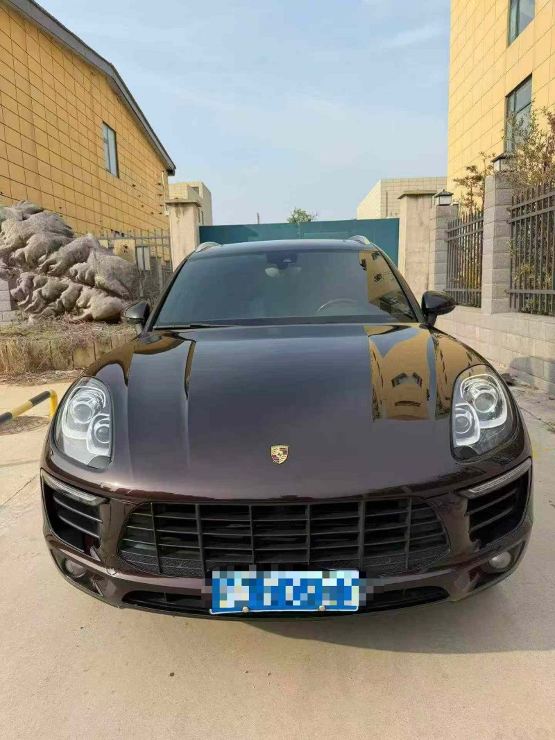 平顶山18年保时捷Macan1