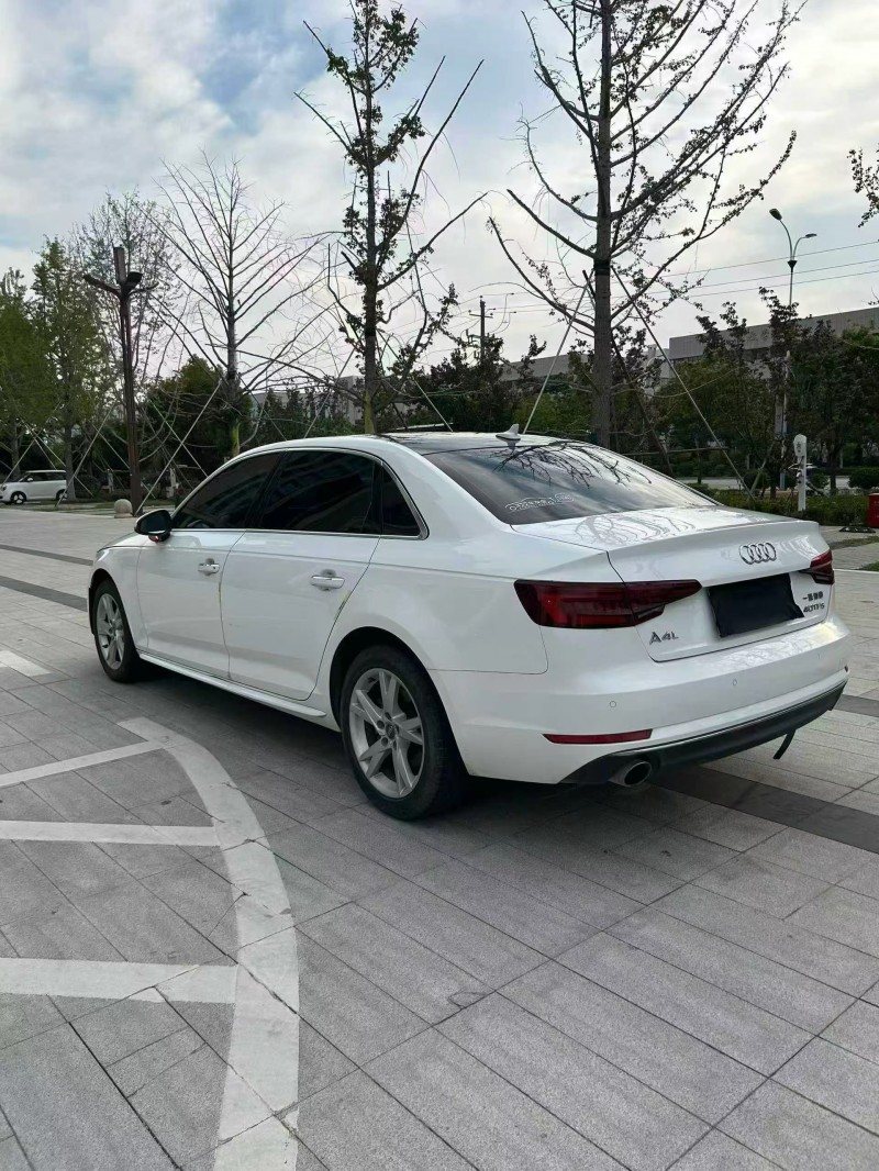 安阳18年奥迪A4L8