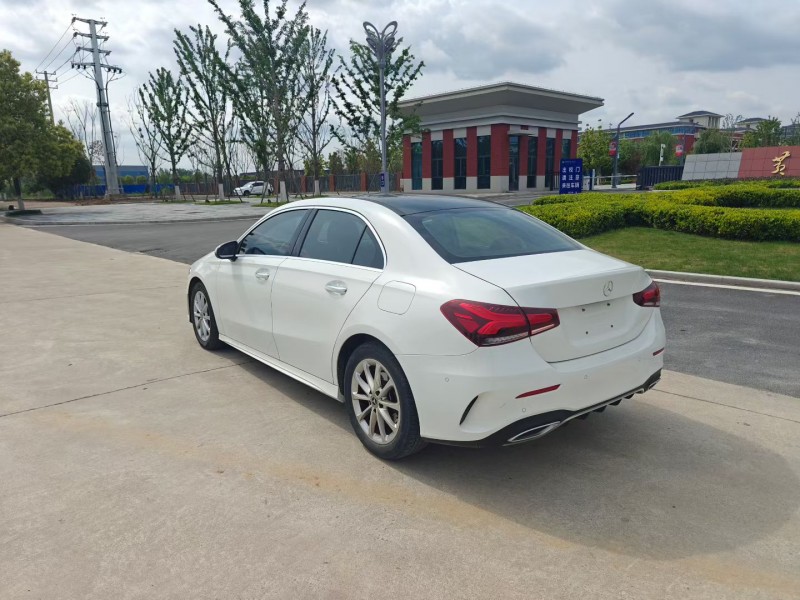 武汉20年奔驰A6