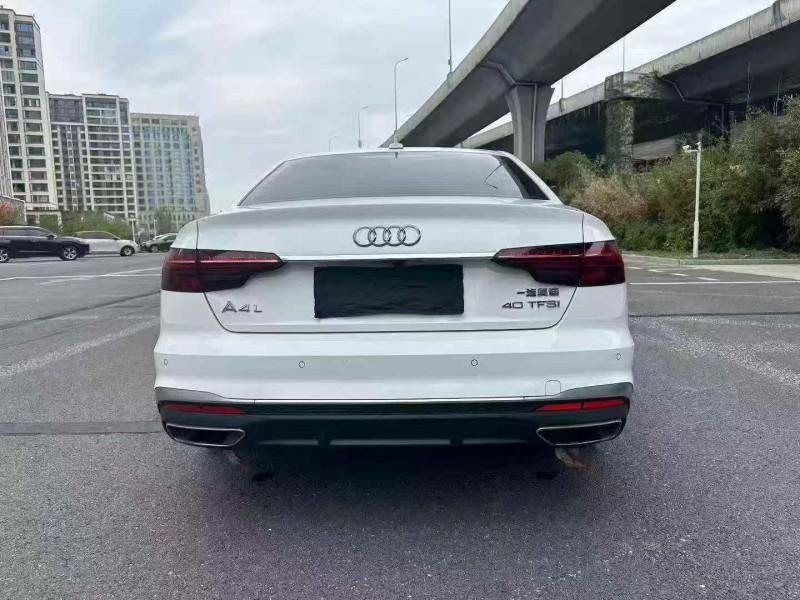 苏州21年奥迪A4L8