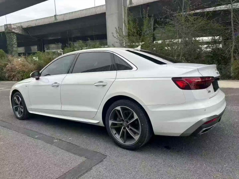 苏州21年奥迪A4L9