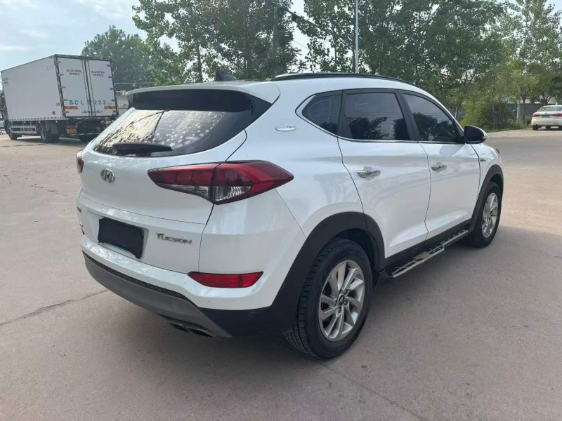 徐州18年现代途胜8