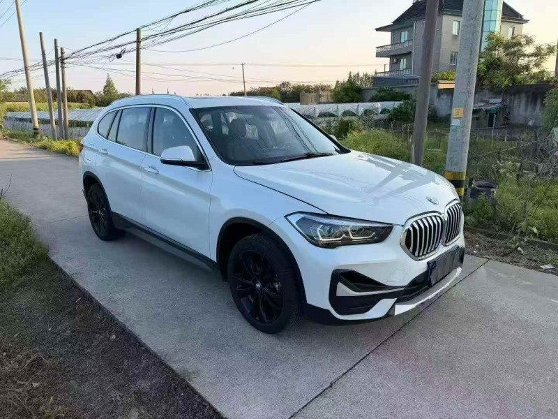 金华21年宝马X12
