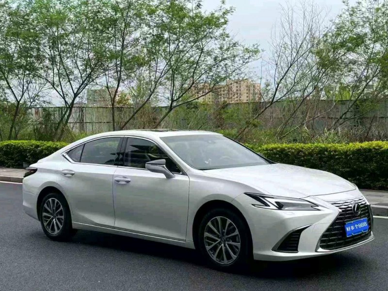 东莞25年雷克萨斯ES2