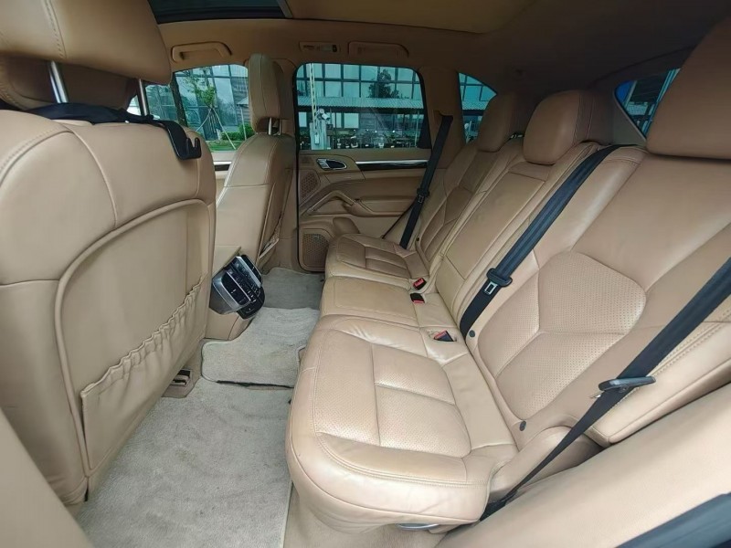 东莞15年保时捷Macan7