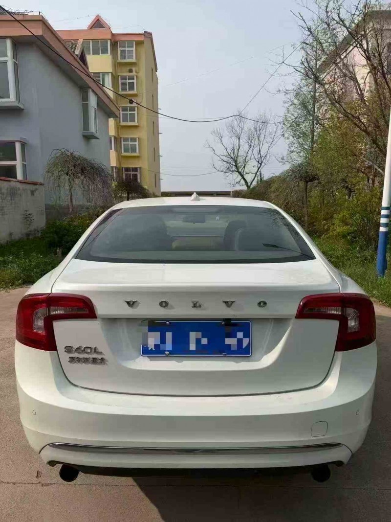 东营16年沃尔沃S60L8