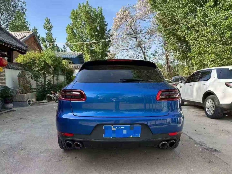 潍坊17年保时捷Macan7