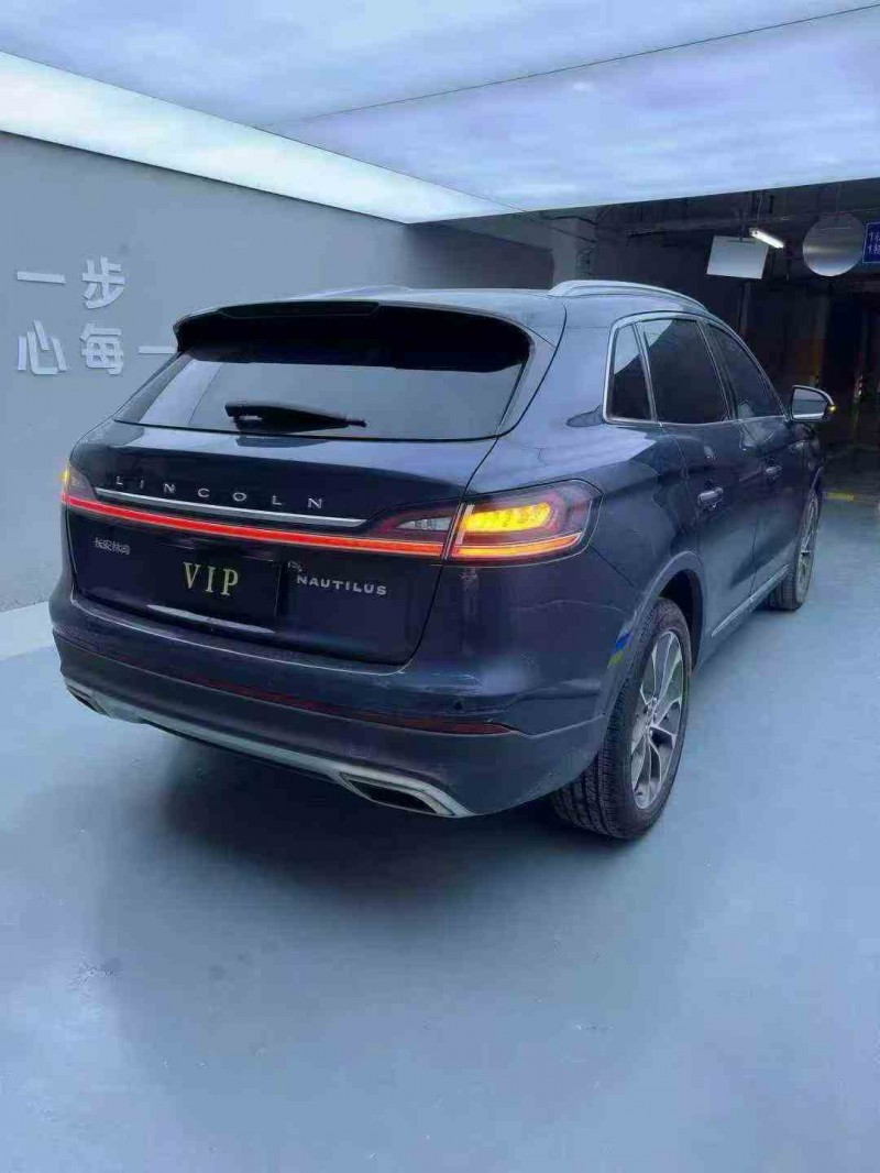 烟台22年林肯航海家9