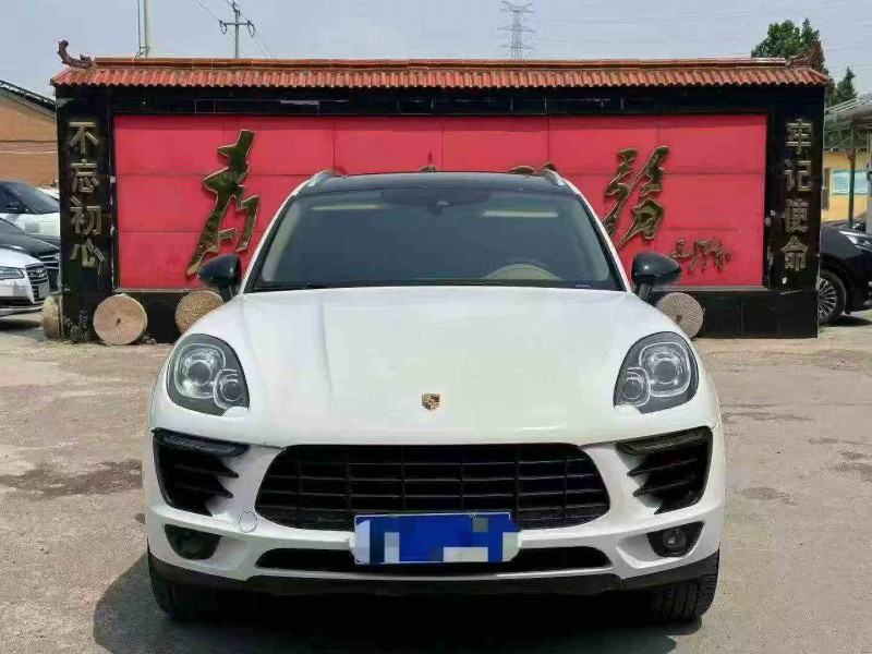 淄博17年保时捷Macan1