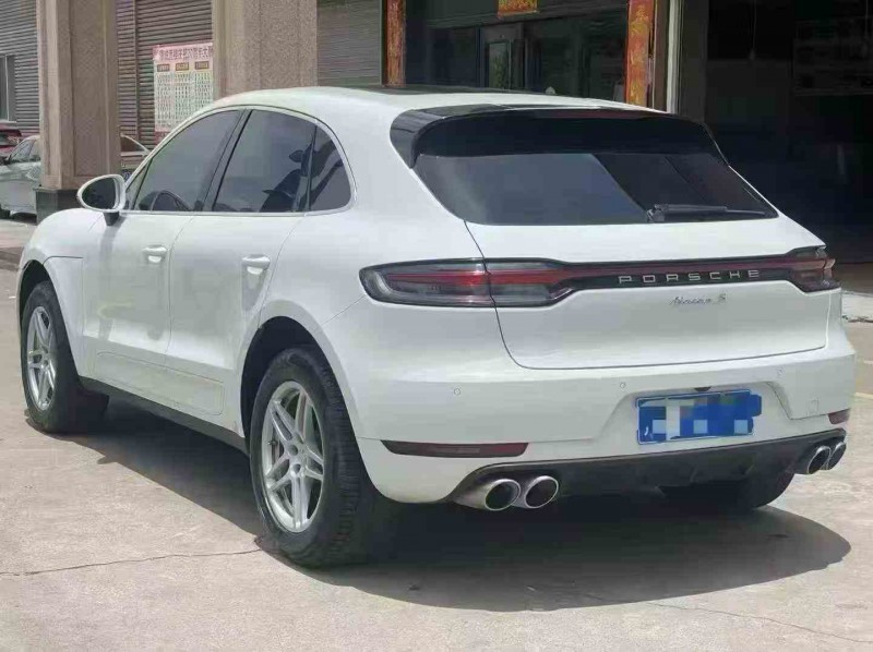 汕头20年保时捷Macan5