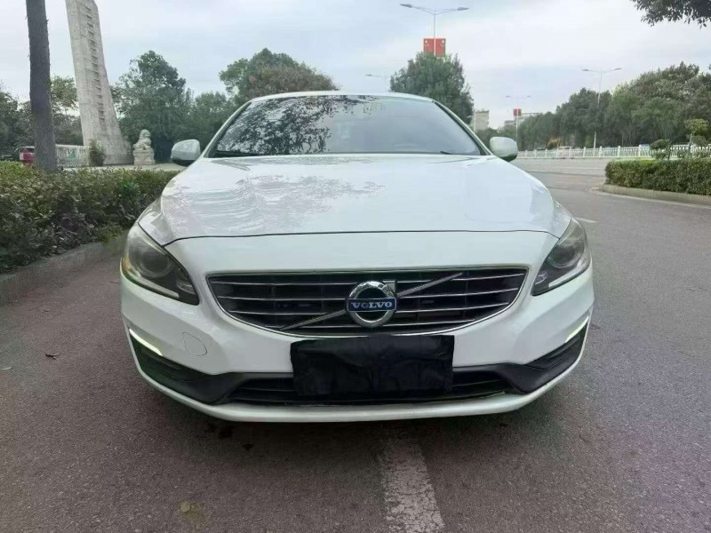 娄底15年沃尔沃S60L1
