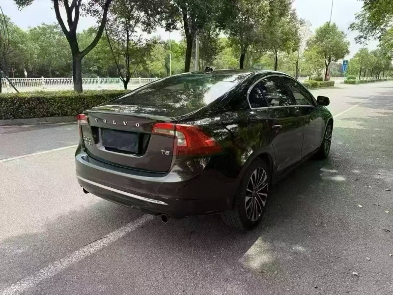 娄底18年沃尔沃S60L7