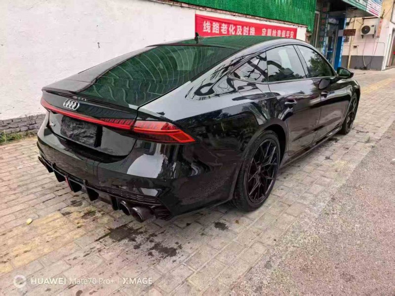 吉安21年奥迪A7L8