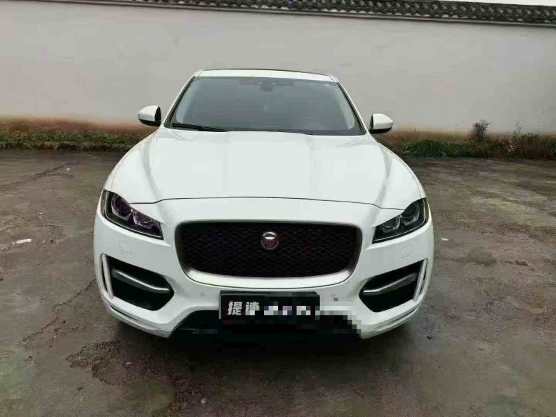 重庆17年捷豹F-PACE1
