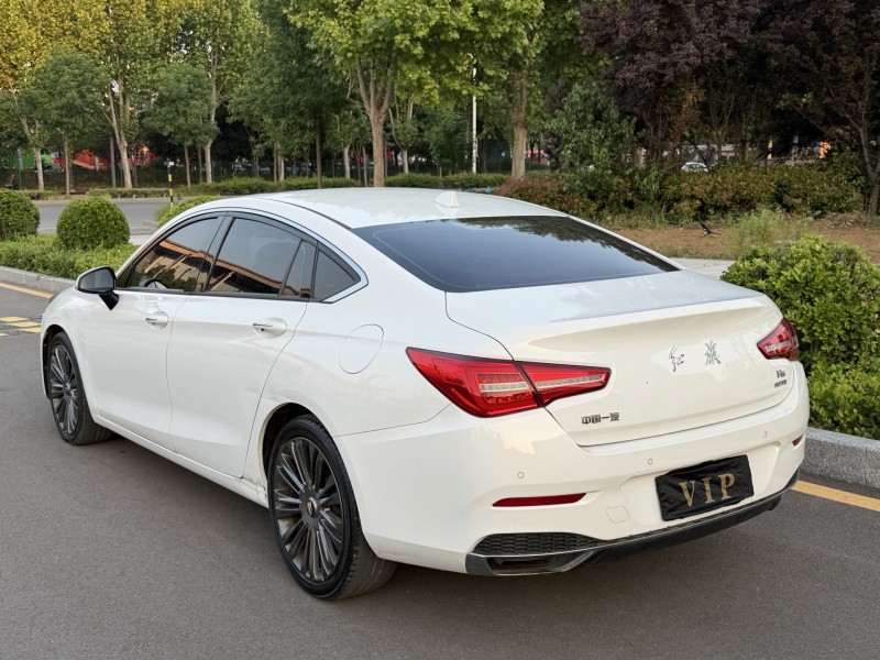 济宁19年红旗H55