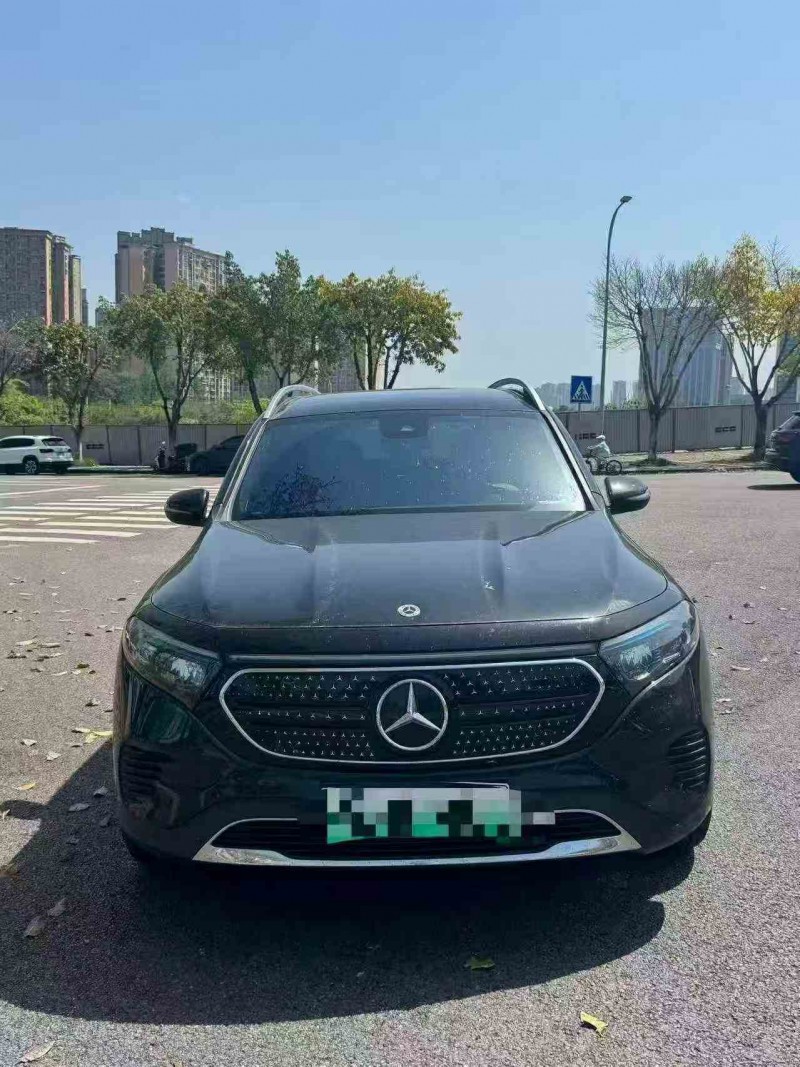 重庆23年奔驰EQB1