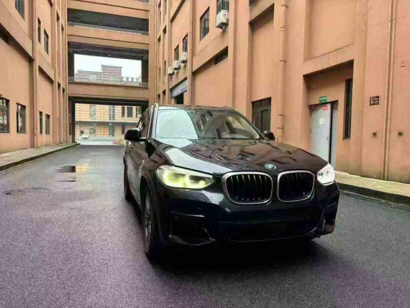重庆20年宝马X32