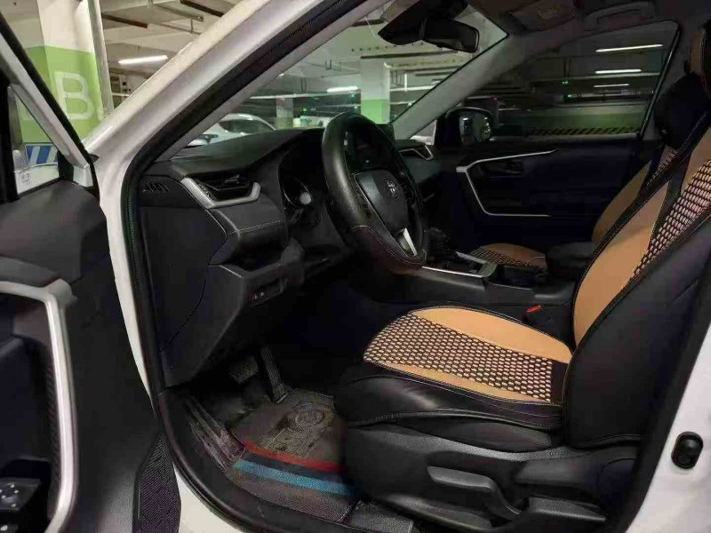 德阳24年丰田RAV4荣放5
