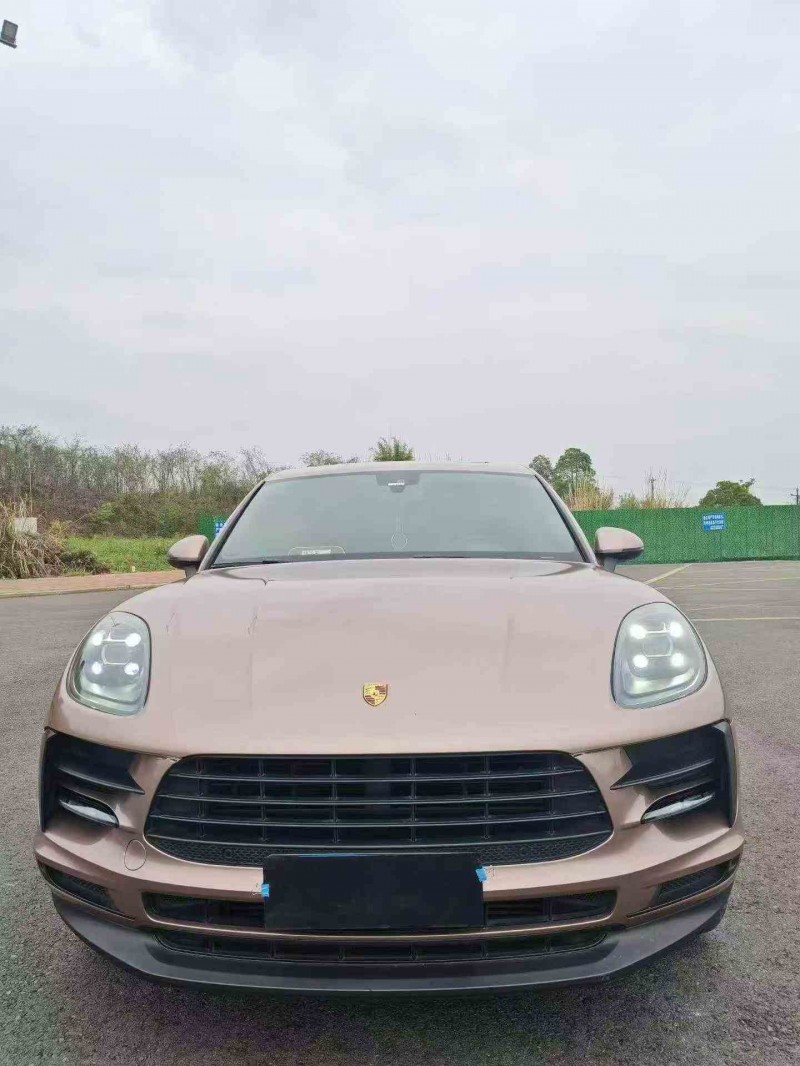 绵阳19年保时捷Macan1