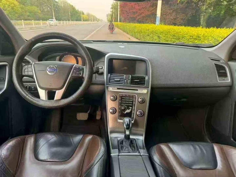 东营14年沃尔沃XC605