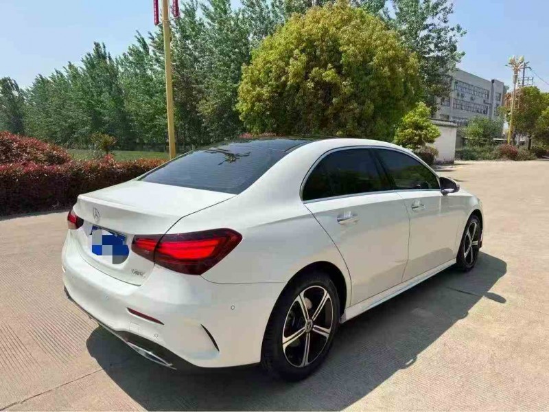 苏州24年奔驰A8