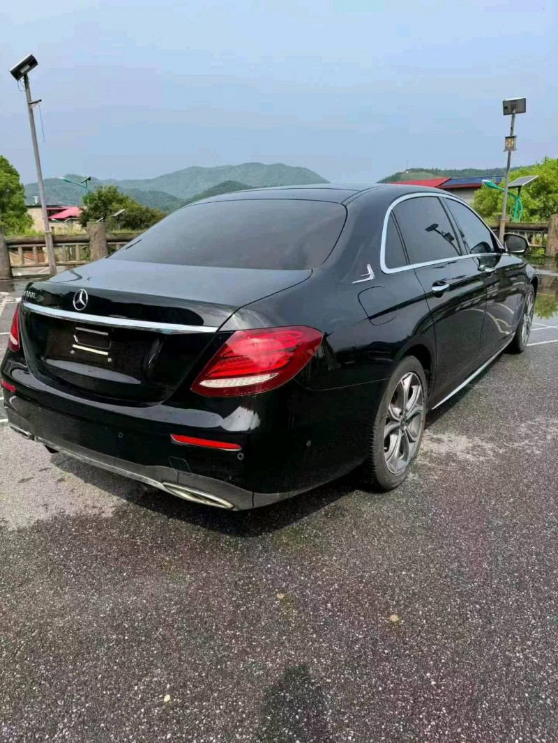 邵阳20年奔驰E8